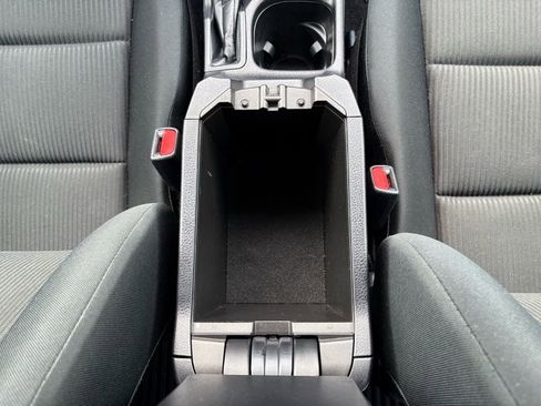 Used 2018 Toyota RAV4 LE w/ All Weather Liner Package image 18