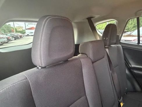 Used 2018 Toyota RAV4 XLE w/ Plus Extra Value Package AWD/4WD image 24