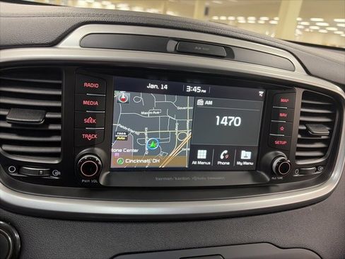 Used 2019 Kia Sorento SX image 23