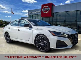 Used 2023 Nissan Altima 2.5 SR video 1