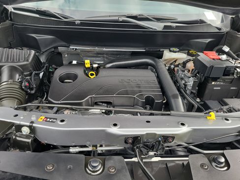 Used 2025 Chevrolet Equinox LT w/ Convenience Package II FWD image 27