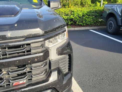 Used 2024 Chevrolet Silverado 1500 LT Trail Boss w/ Convenience Package II AWD/4WD image 8