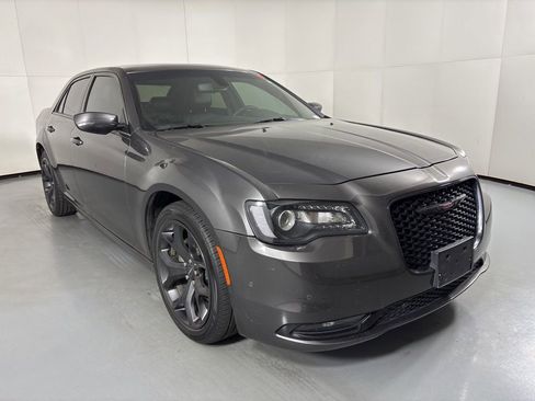 Used 2023 Chrysler 300 S image 2