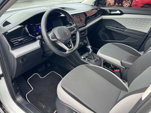 Certified 2022 Volkswagen Taos S image 5