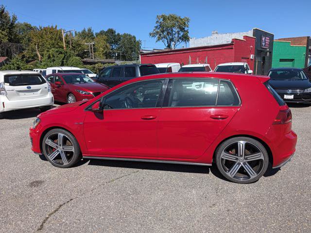 Used 2015 Volkswagen GTI SE FWD image 6