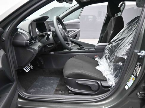 New 2026 Hyundai Elantra SEL Sport Premium image 15