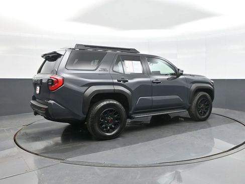 Certified 2025 Toyota 4Runner TRD Off-Road Premium image 9