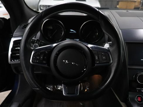 Used 2020 Jaguar F-TYPE Coupe image 19