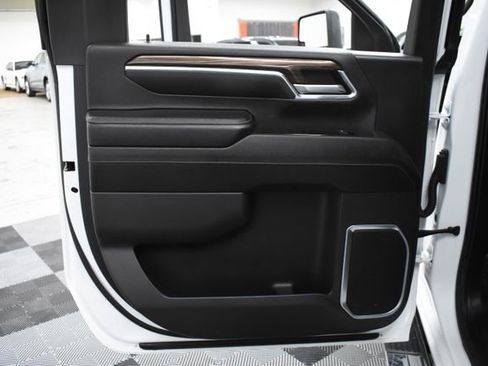 Used 2024 Chevrolet Silverado 2500 LT image 27