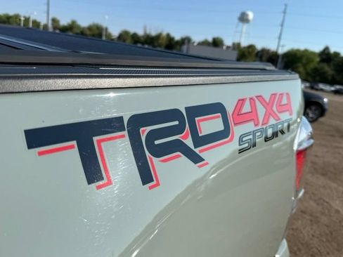 Used 2023 Toyota Tacoma TRD Sport w/ TRD Premium Sport Package AWD/4WD image 13