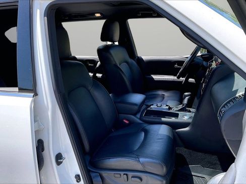Used 2023 Nissan Armada SL w/ Midnight Edition Package RWD image 25