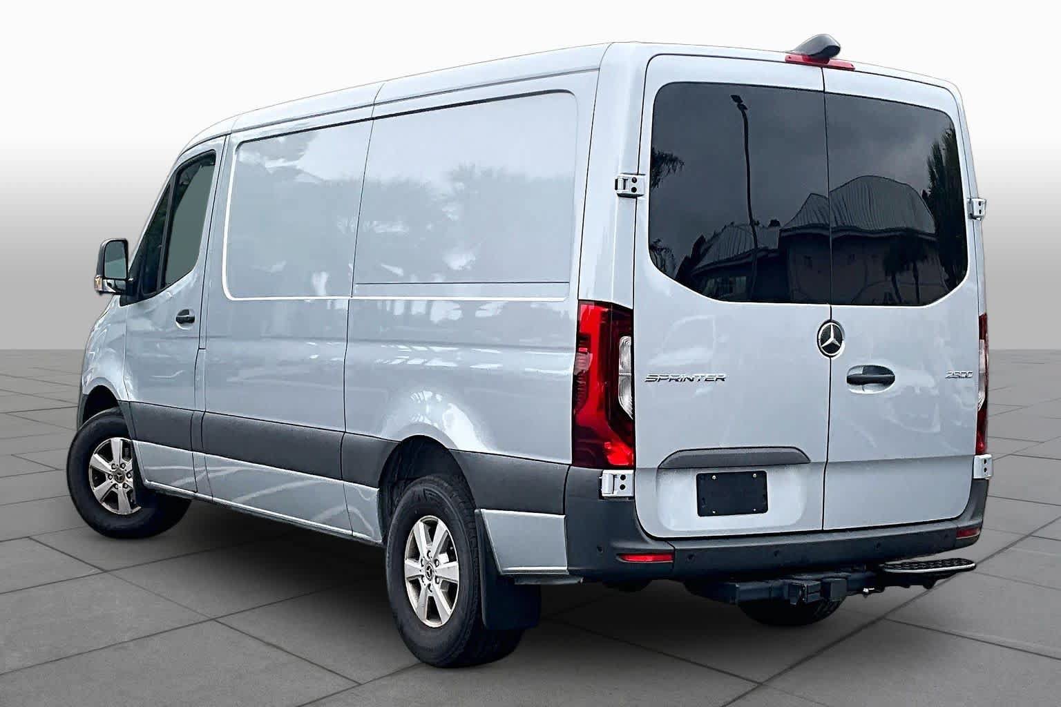 Used 2026 Mercedes-Benz Sprinter 2500 image 12