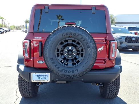 New 2026 Ford Bronco Badlands AWD/4WD image 4