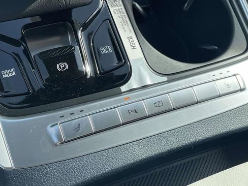 New 2026 Kia Carnival EX image 38