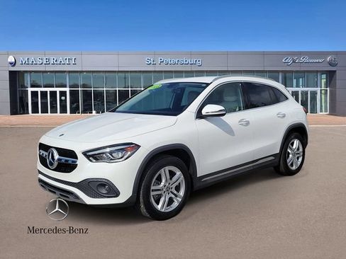 Used 2023 Mercedes-Benz GLA 250 w/ Premium Package image 2