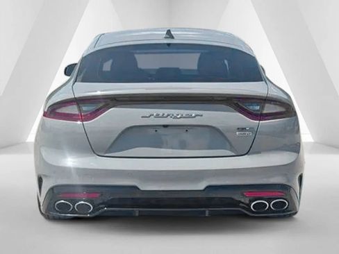 Used 2021 Kia Stinger GT2 AWD/4WD image 6