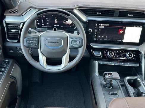 New 2026 GMC Sierra 1500 Denali w/ Technology Package AWD/4WD image 15