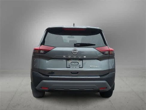 Used 2023 Nissan Rogue SV image 7