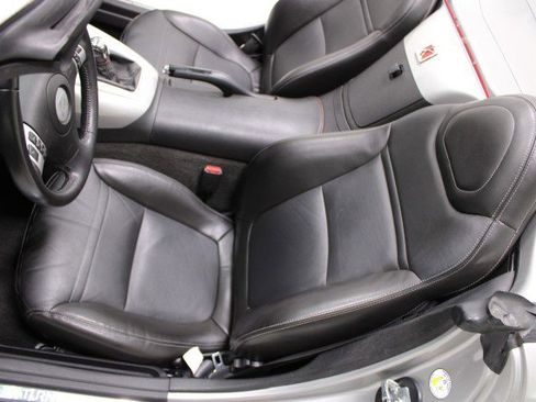 Used 2008 Saturn Sky w/ Premium Trim Package image 22