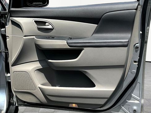 Used 2012 Honda Odyssey EX-L image 29