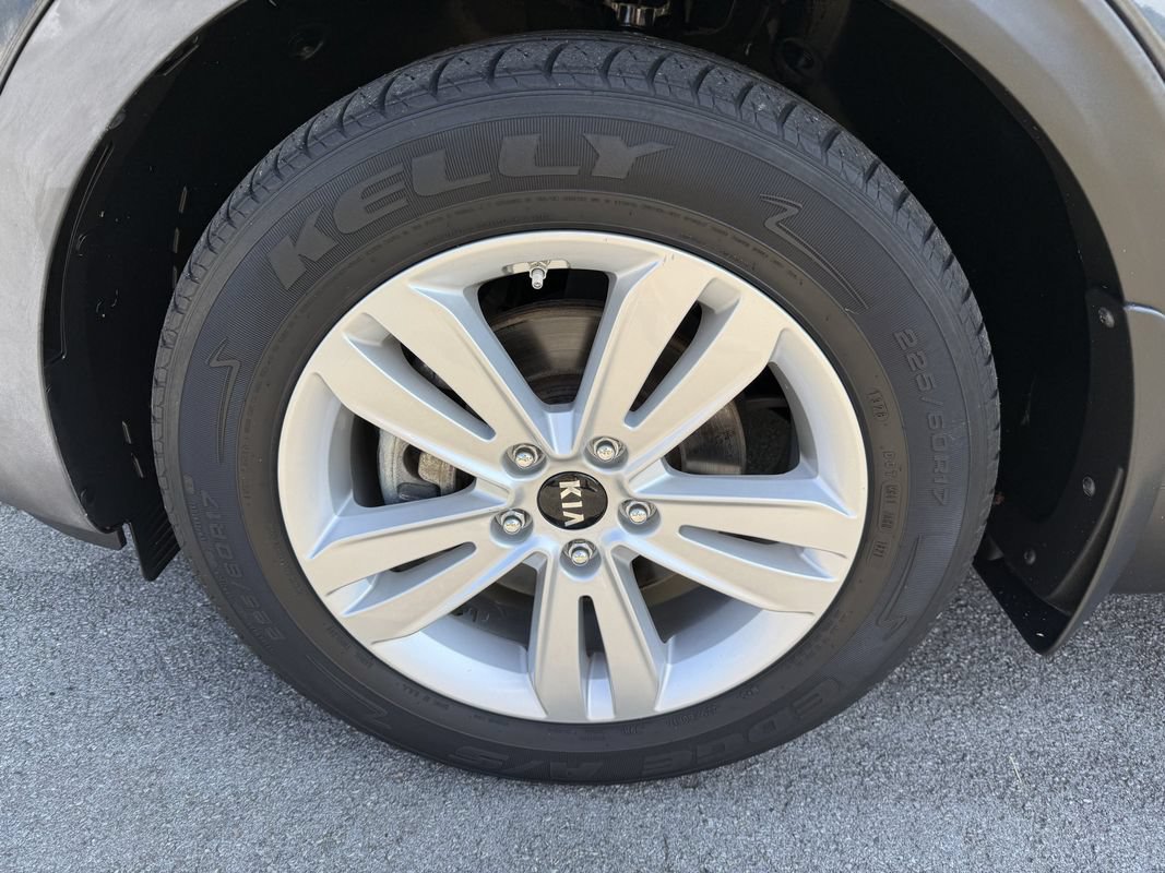 Used 2017 Kia Sportage LX FWD image 11