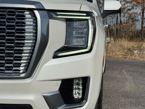 Used 2024 GMC Yukon XL Denali image 14
