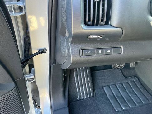 Certified 2024 Nissan Pathfinder SL w/ SL Premium Package image 13