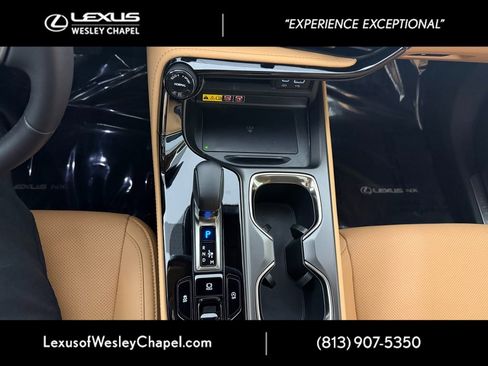 Used 2025 Lexus NX 250 FWD w/ Premium Package image 10