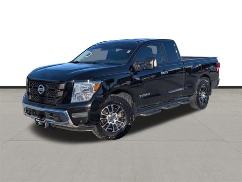 Used 2021 Nissan Titan SV w/ SV Convenience Package image 1