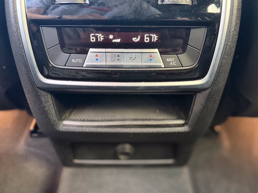Used 2020 BMW X5 sDrive40i w/ Convenience Package RWD image 22