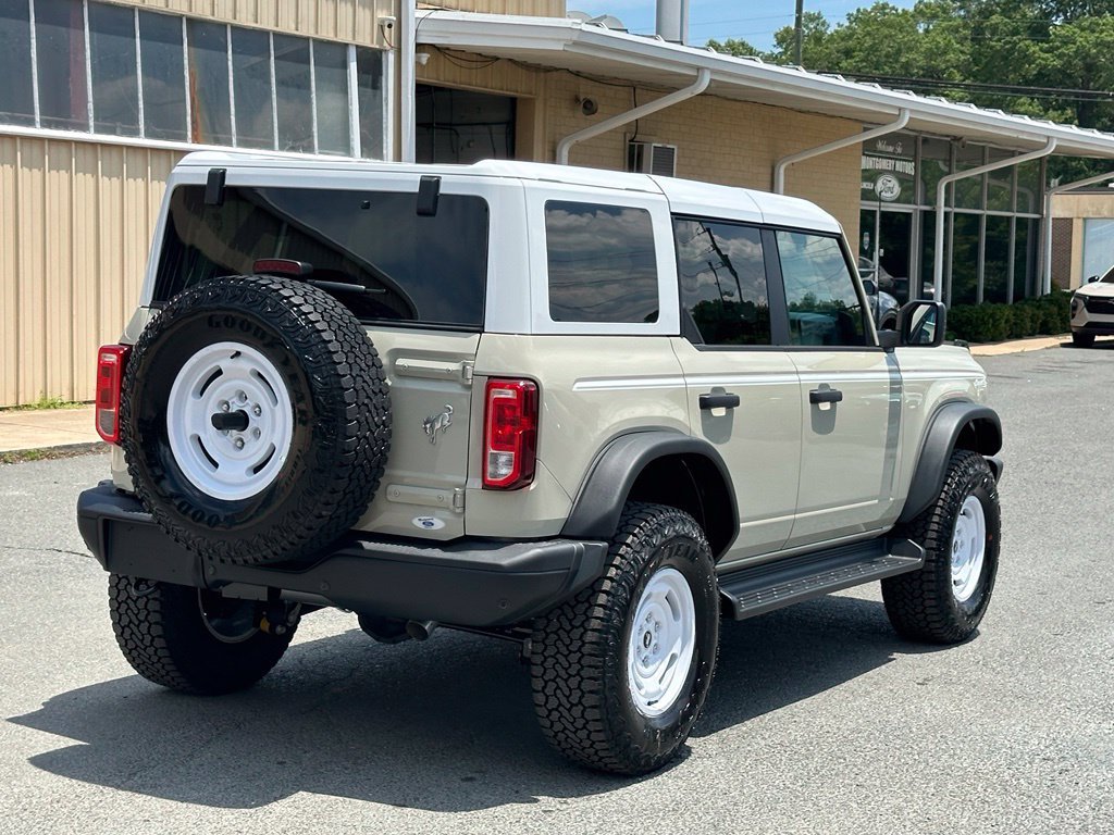 New 2026 Ford Bronco Heritage Edition AWD/4WD image 10
