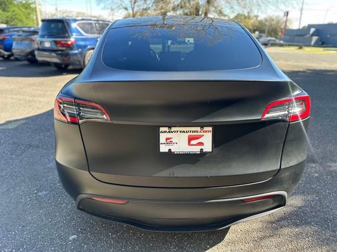 Used 2021 Tesla Model Y Performance AWD/4WD image 9