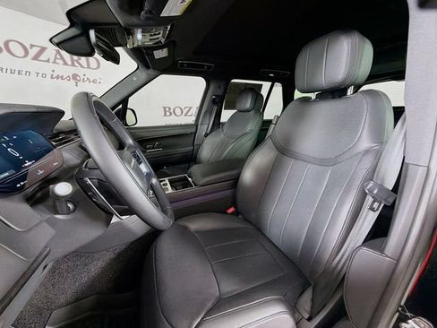 Used 2023 Land Rover Range Rover SE AWD/4WD image 25