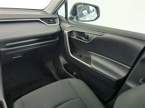Certified 2024 Toyota RAV4 LE image 31