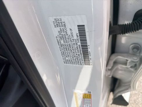 Used 2023 Honda Pilot Elite image 15