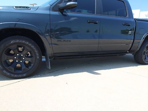 Used 2025 RAM 1500 Big Horn AWD/4WD image 10
