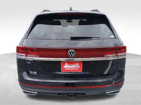 New 2026 Volkswagen Atlas SE FWD image 4