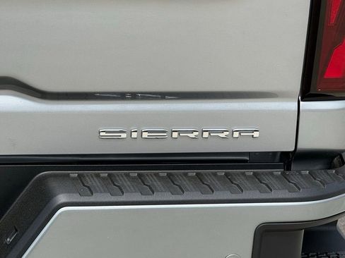 Used 2025 GMC Sierra 2500 Denali Ultimate image 50