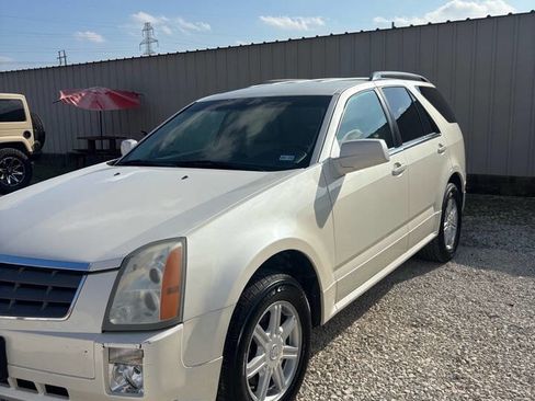 Used 2005 Cadillac SRX w/ Preferred Equipment Group image 1