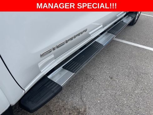 Used 2020 GMC Sierra 1500 SLT w/ SLT Premium Plus Package AWD/4WD image 11