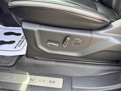 Used 2020 Ford F350 Platinum image 14