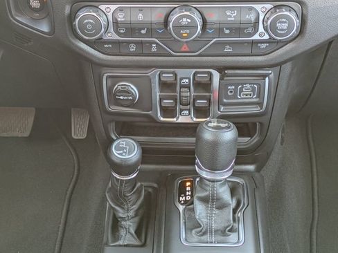 Certified 2026 Jeep Wrangler Unlimited Sport AWD/4WD image 14