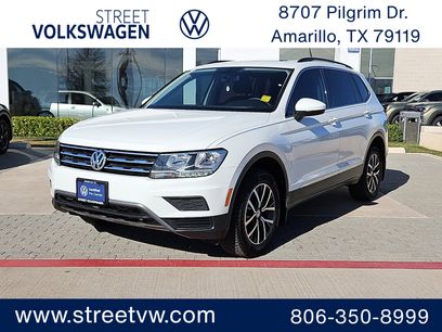 Used 2020 Volkswagen Tiguan SE w/ Panoramic Sunroof Package