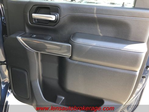 Used 2020 GMC Sierra 2500 AT4 w/ AT4 Premium Package AWD/4WD image 23