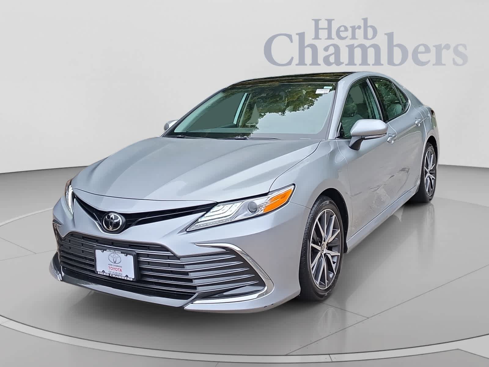 Used 2024 Toyota Camry XLE w/ Cold Weather Package AWD/4WD image 11