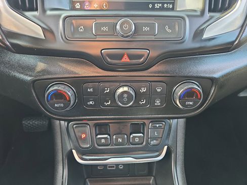 Used 2018 GMC Terrain SLE w/ Driver Convenience Package image 20