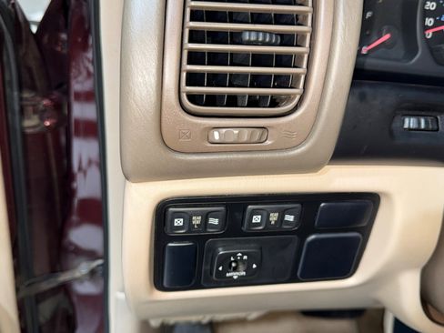 Used 2000 Toyota Land Cruiser AWD/4WD image 89