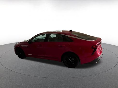 Used 2025 Kia K5 LXS image 9