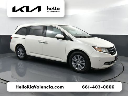 Used 2017 Honda Odyssey SE image 1