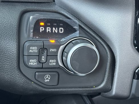 New 2026 RAM 1500 Big Horn AWD/4WD image 19